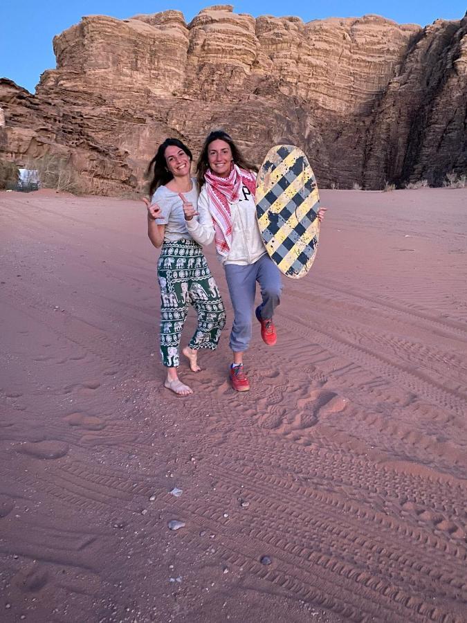 Rum Moon Luxury Camp Wadi Rum Buitenkant foto