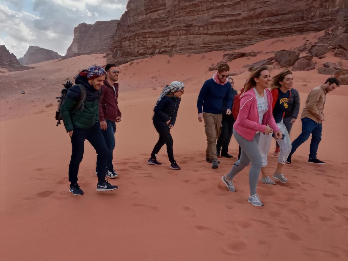 Rum Moon Luxury Camp Wadi Rum Buitenkant foto