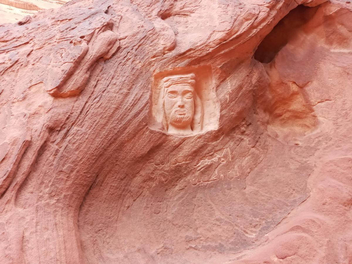 Rum Moon Luxury Camp Wadi Rum Buitenkant foto