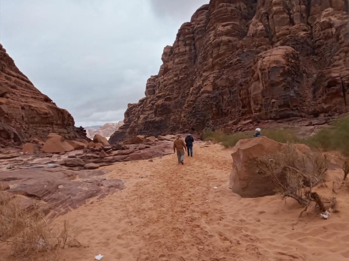 Rum Moon Luxury Camp Wadi Rum Buitenkant foto